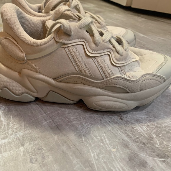 Adidas Ozweego Sneakers - Picture 1 of 3